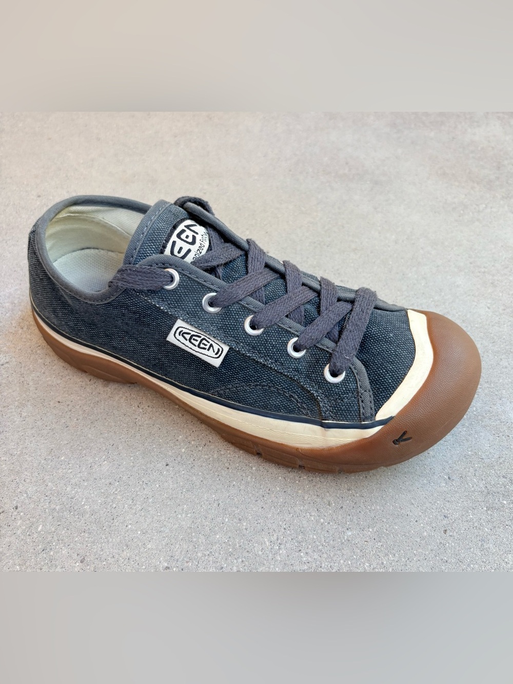 Keen Ventura Womens 7.5 Blue Canvas Casual Comfort Sneakers Gum Toe